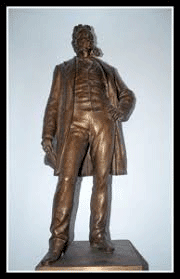 statue